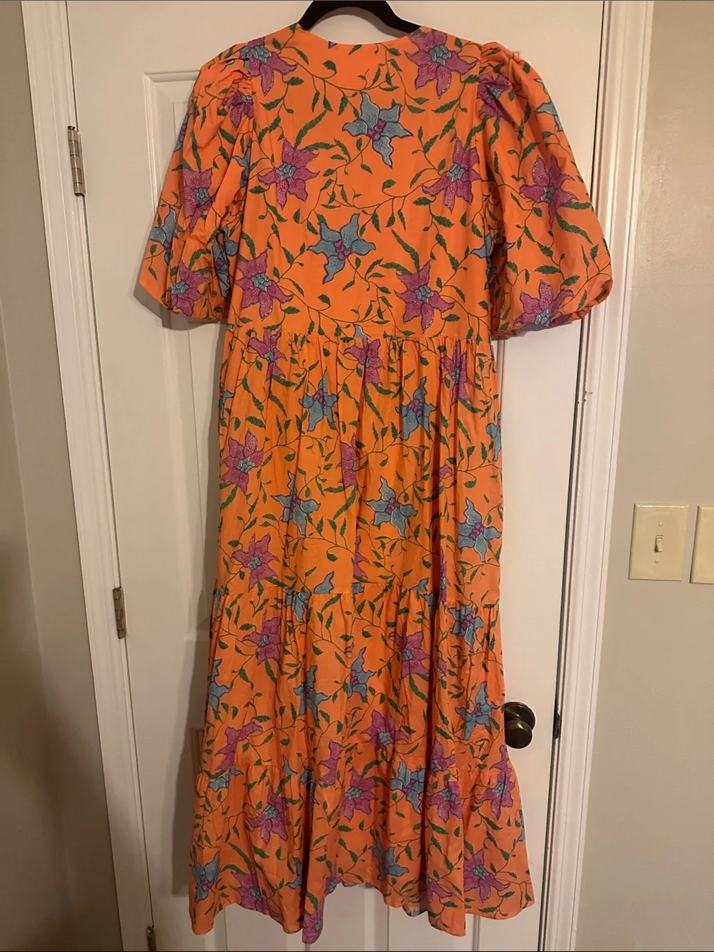 Orange Floral Tiered Maxi Dress with Puff Sleeves - Picture 3 of 3